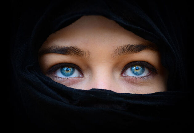 Niqab_COLOURBOX654.jpg