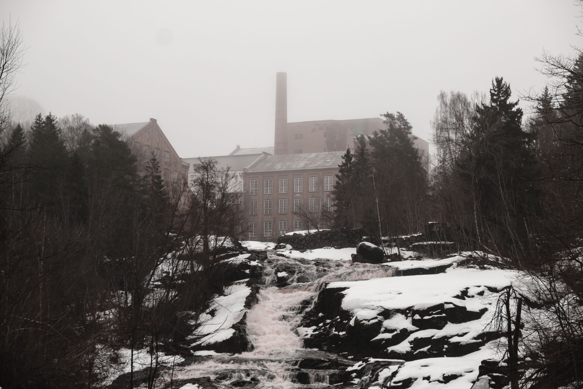 Bilde av det som står igjen etter fabrikkene Bomuldsspinderi og Væveri og Cathrineholm.